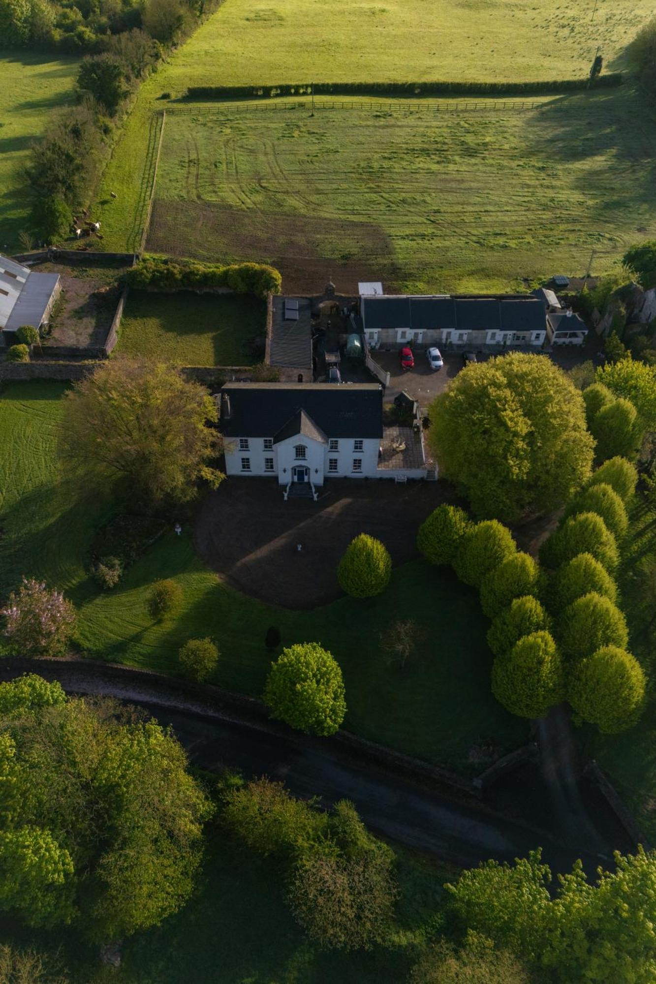 The Carriage Houses At Beechpark House Bunratty Εξωτερικό φωτογραφία